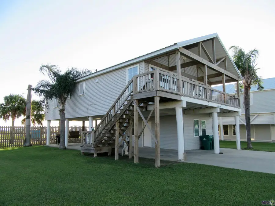 115 Constantin Dr, Golden Meadow, LA 70357 - #2