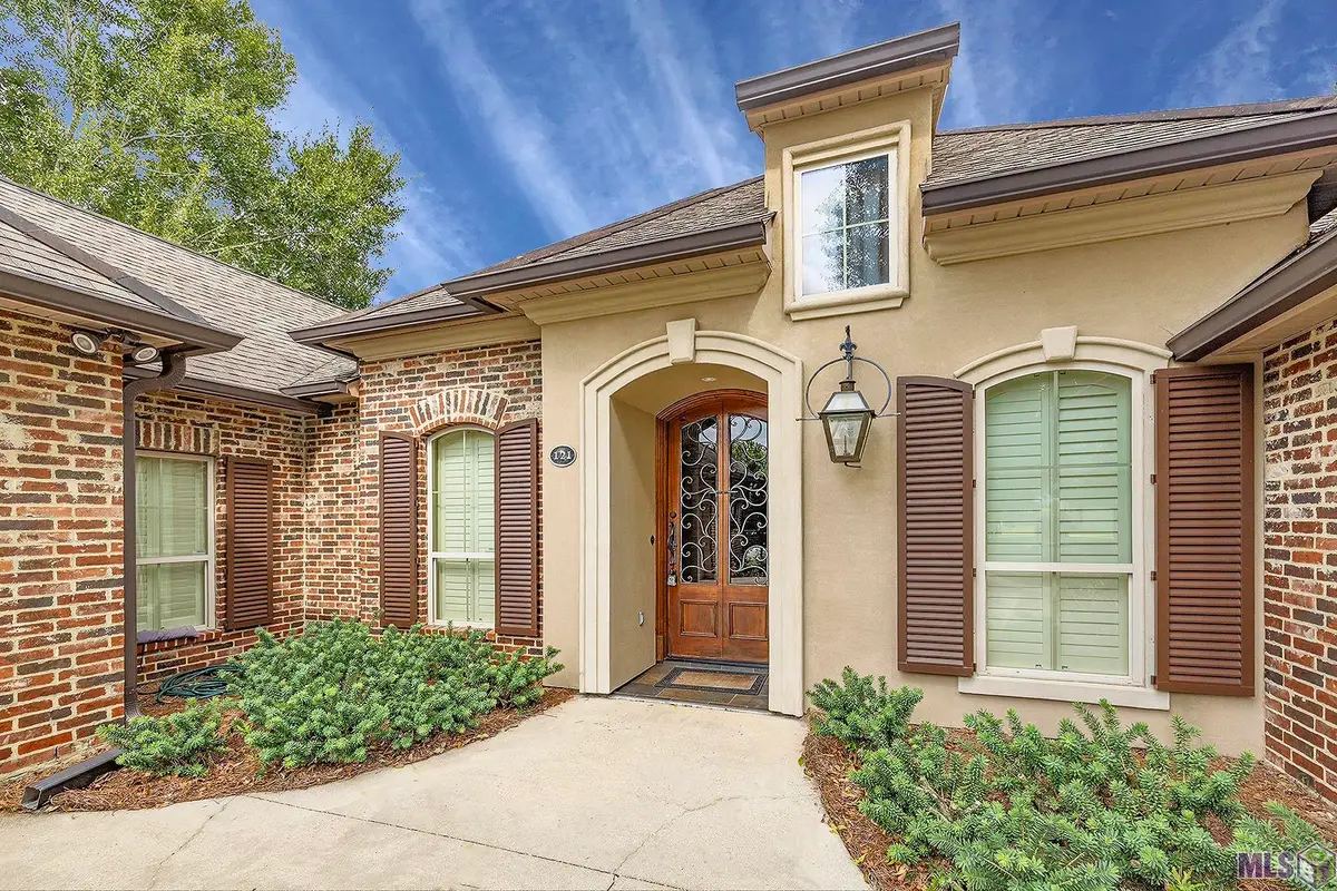 121 Gentle Oak Boulevard, Schriever, LA 70395 - #1