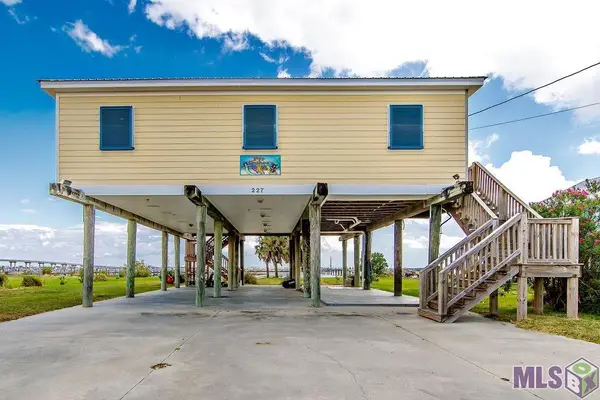227 West Central Avenue, Grand Isle, LA 70358