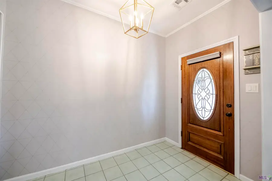 208 Raywood Dr, Houma, LA 70360 - #2