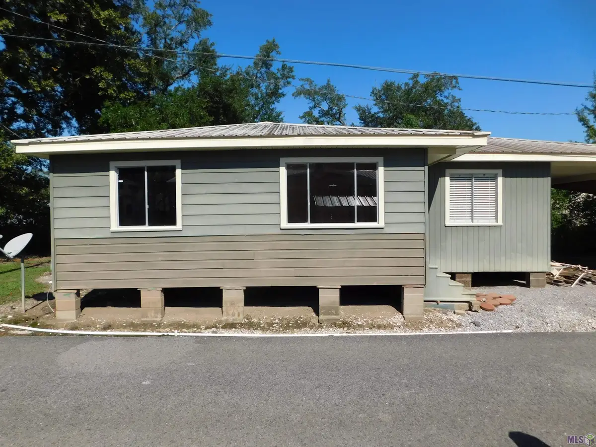 168 W 182nd Place, Galliano, LA 70354 - #1