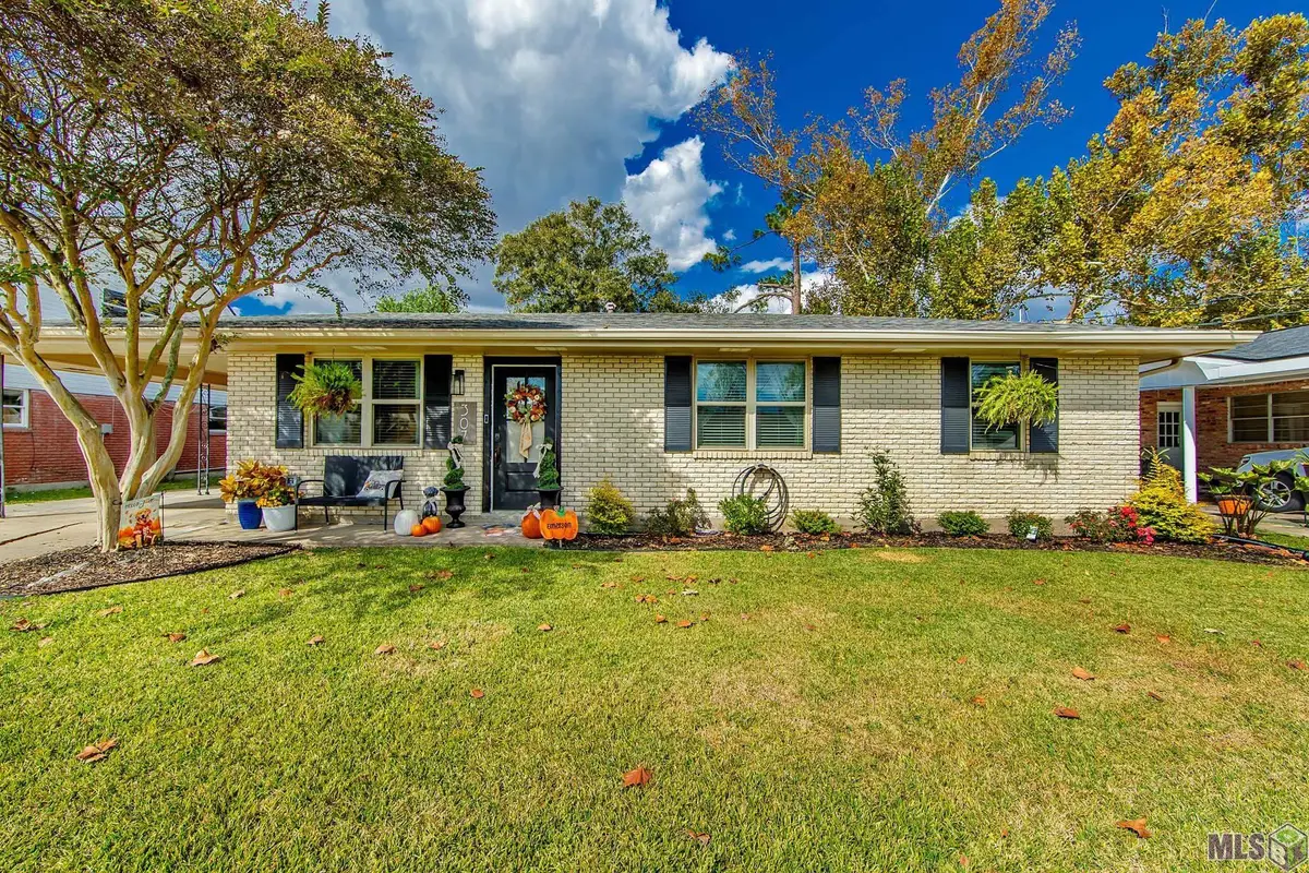 307 Harding Dr, Houma, LA 70364 - #1