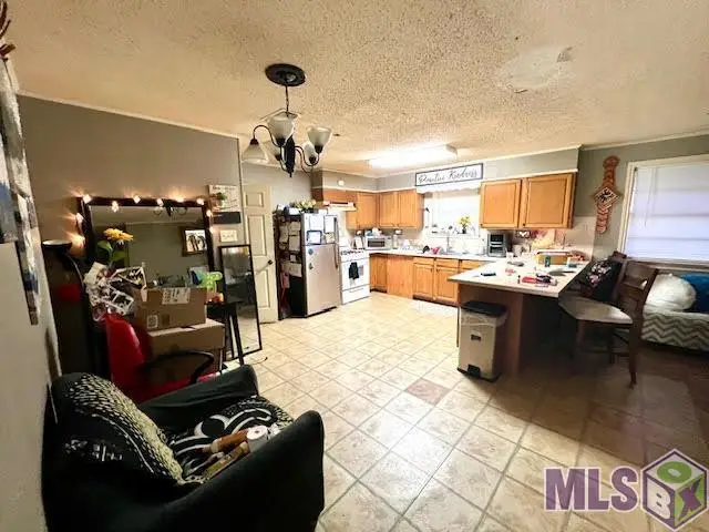 2245 Vickers Dr, Baton Rouge, LA 70815 - #2