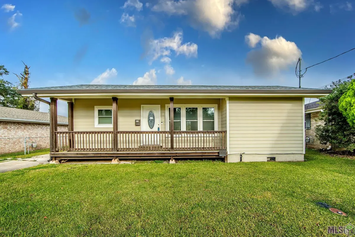 204 Buquet Street, Houma, LA 70360 - #1