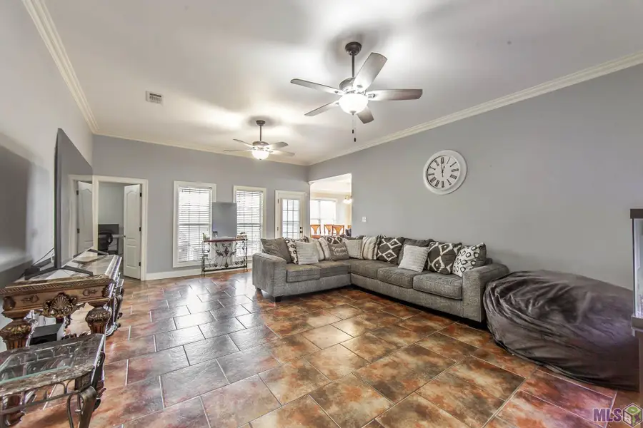 219 Blue Ridge Dr, Gray, LA 70359 - #2