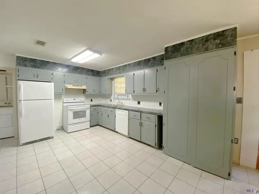 121 Clara St, Schriever, LA 70395 - #2
