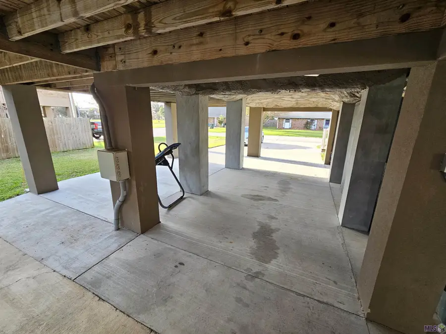 105 South Central Boulevard, Chauvin, LA 70344 - #3