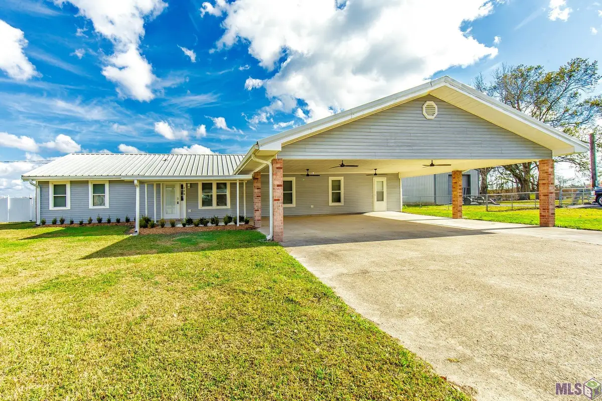 208 Sophie St, Labadieville, LA 70372 - #1