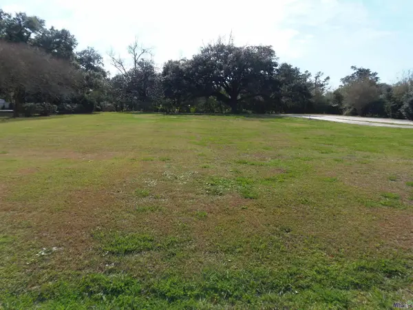 820 East 1st Street, Thibodaux, LA 70301