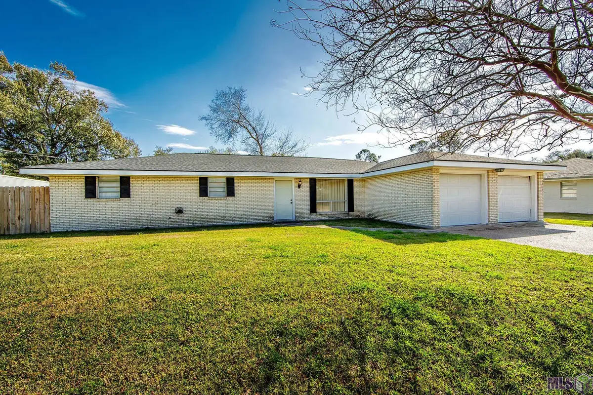 305 Wildwood Dr, Houma, LA 70363 - #1