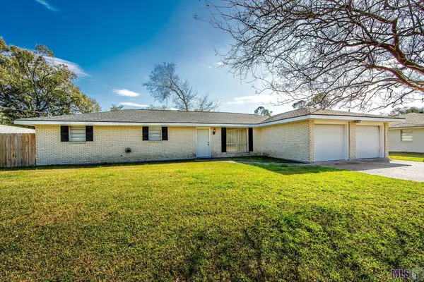 305 Wildwood Dr, Houma, LA 70363