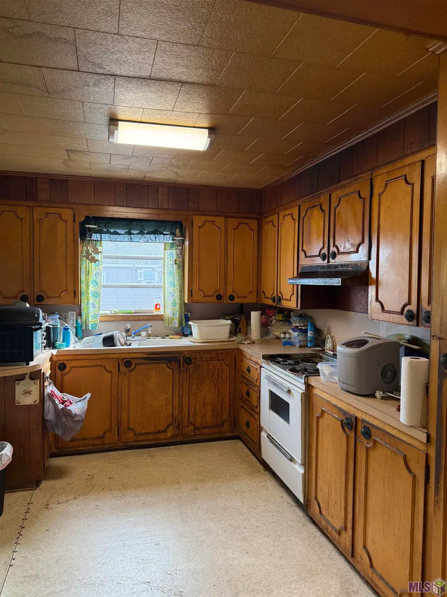 610 Oak St, Thibodaux, LA 70301 - #2