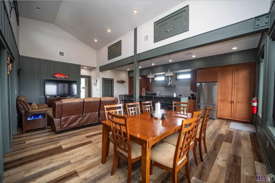 118 Hebert Ln, Grand Isle, LA 70358 - #2