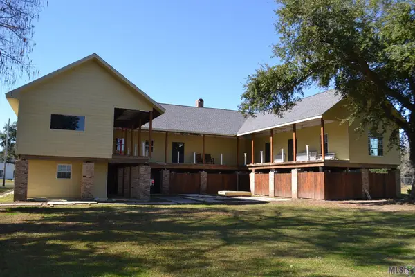 129 Summers Lane, Golden Meadow, LA 70357