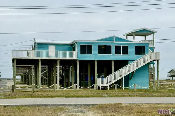 102/104 Tahiti East Lane, Grand Isle, LA 70358