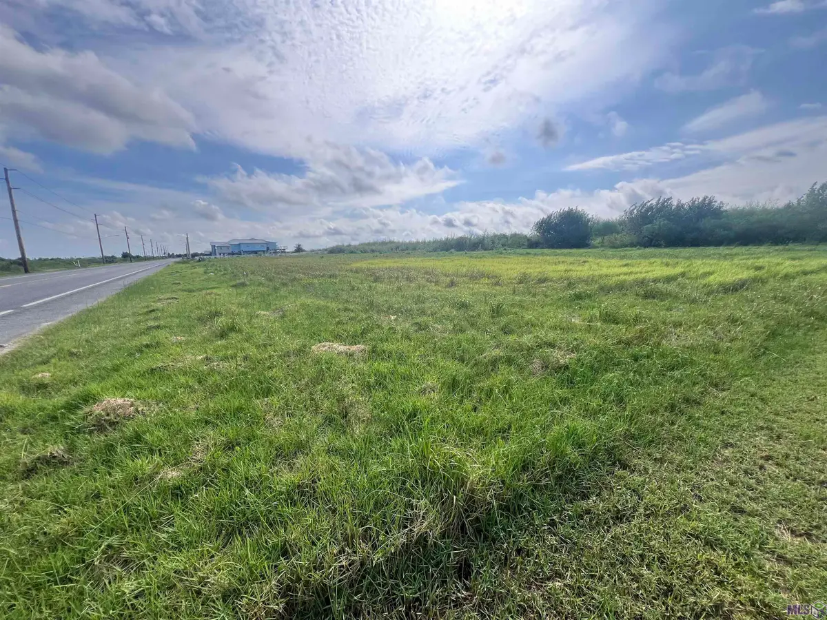 B3 Highway 1, Grand Isle, LA 70358 - #1