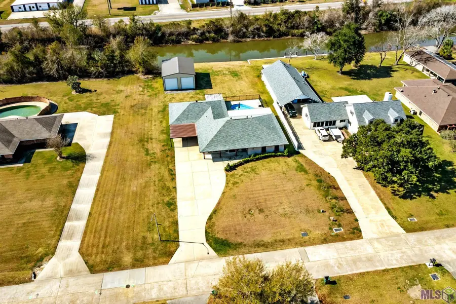 3912 Benton Dr, Bourg, LA 70343 - #2