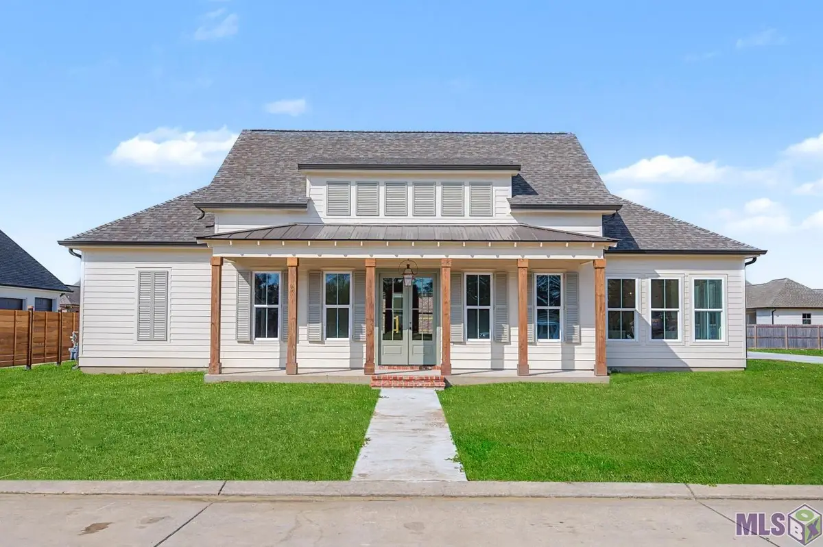 108 Hazelwood Dr, Thibodaux, LA 70301 - #1