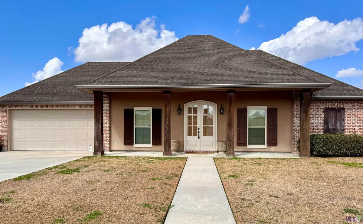 606 Point Pleasant Dr, Berwick, LA 70342 - #1