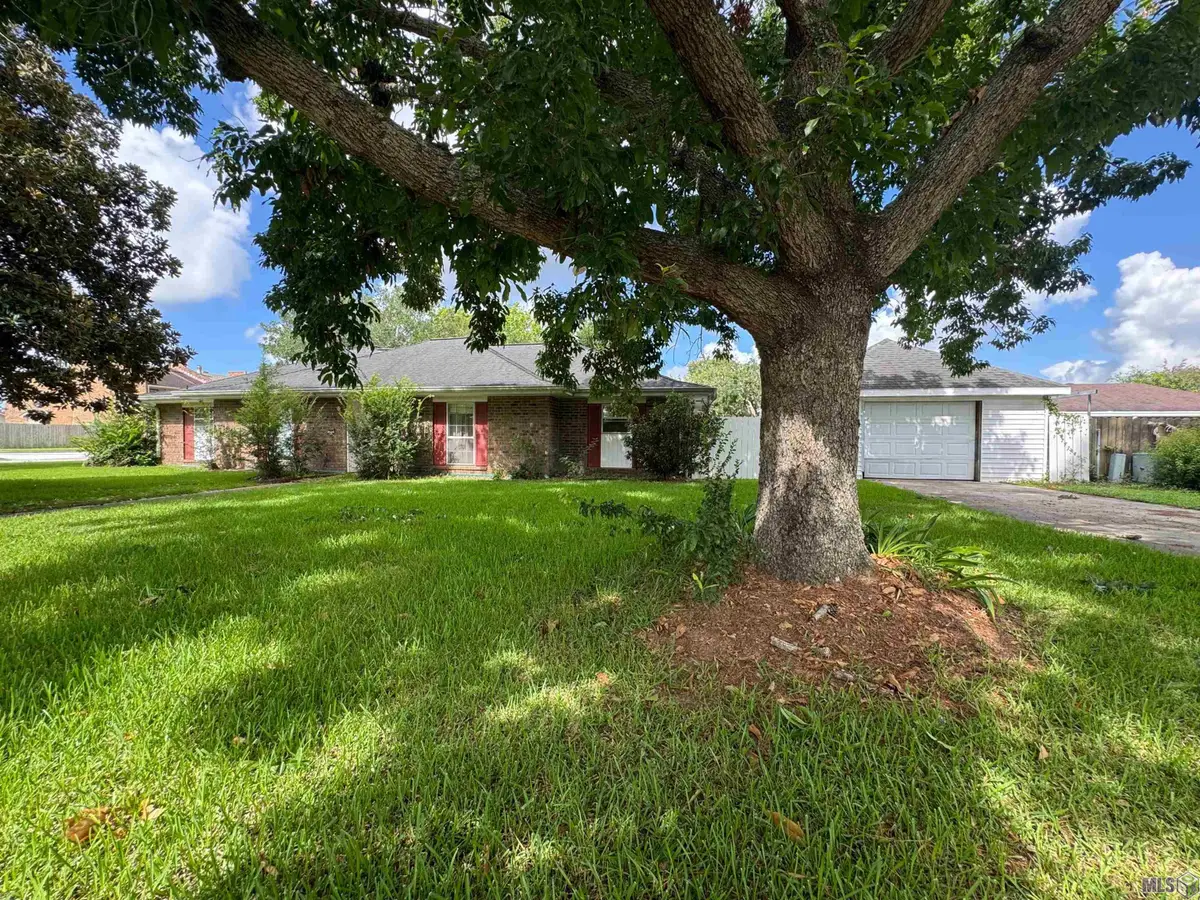 305 Snead Street, Berwick, LA 70342 - #1