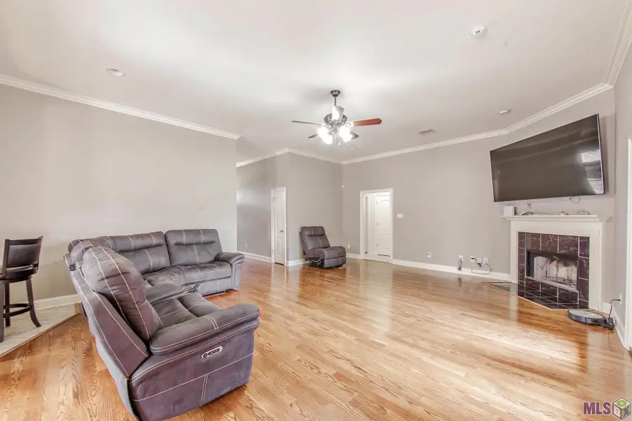 445 Sugar Highland Boulevard, Houma, LA 70360 - #3