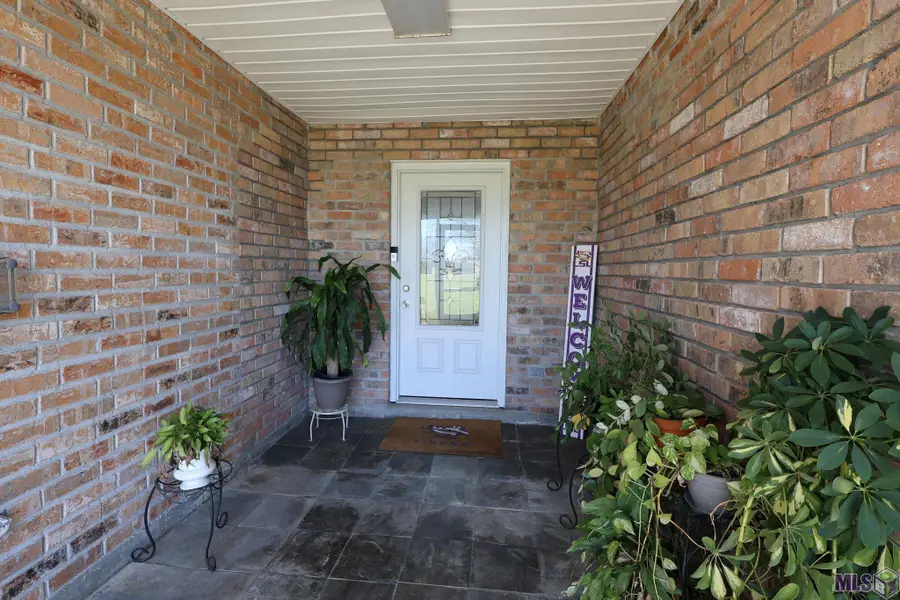 4009 Country Dr, Bourg, LA 70343 - #3