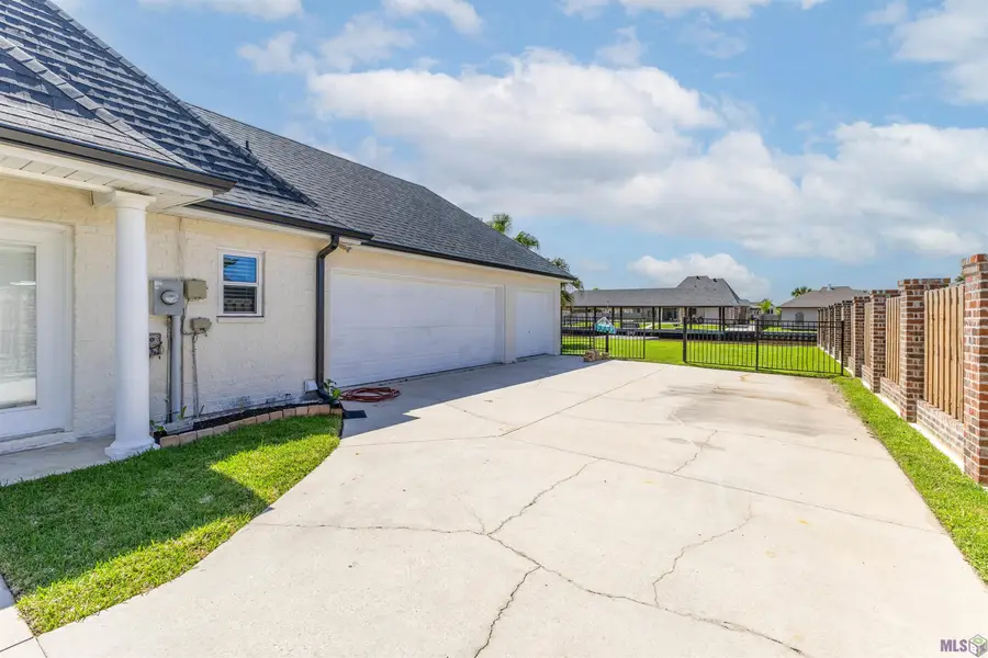 332 Tulip Dr, Houma, LA 70360 - #3