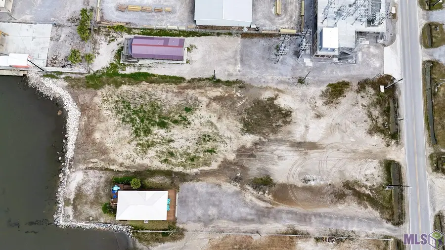 1721 Highway 1, Grand Isle, LA 70358 - #3