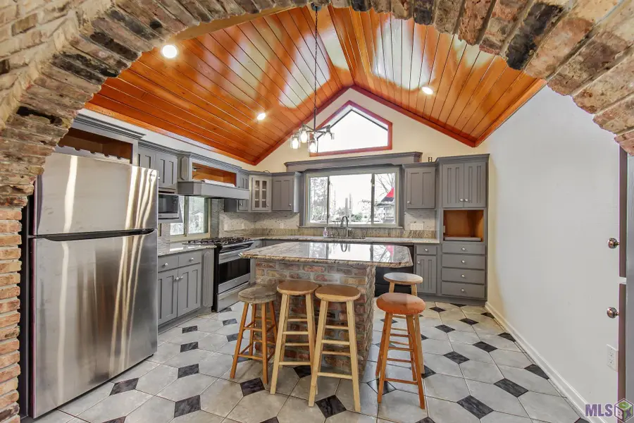 228 Lake Crescent Circle, Houma, LA 70360 - #2