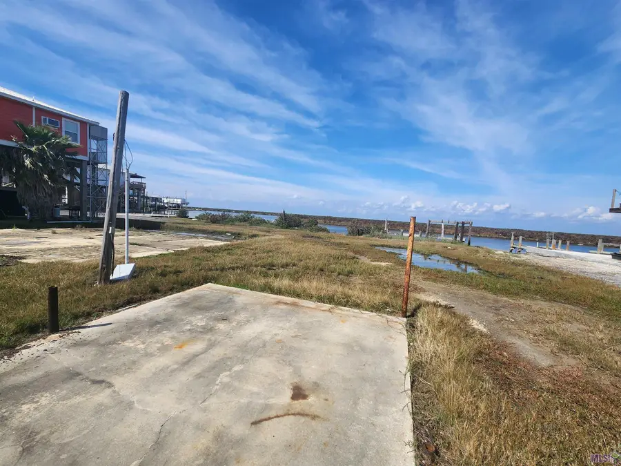 397 Highway 1, Grand Isle, LA 70358 - #3