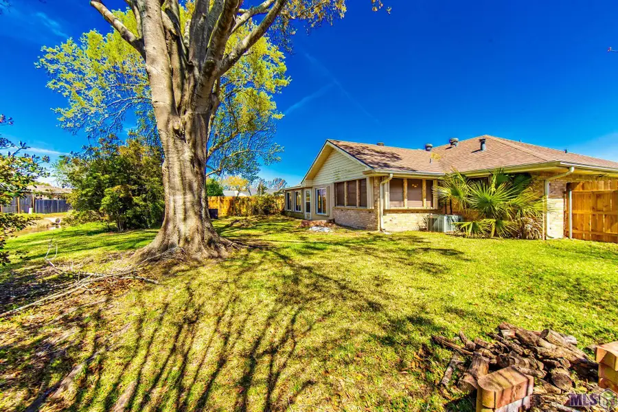 109 Victoria Dr, Houma, LA 70360 - #2