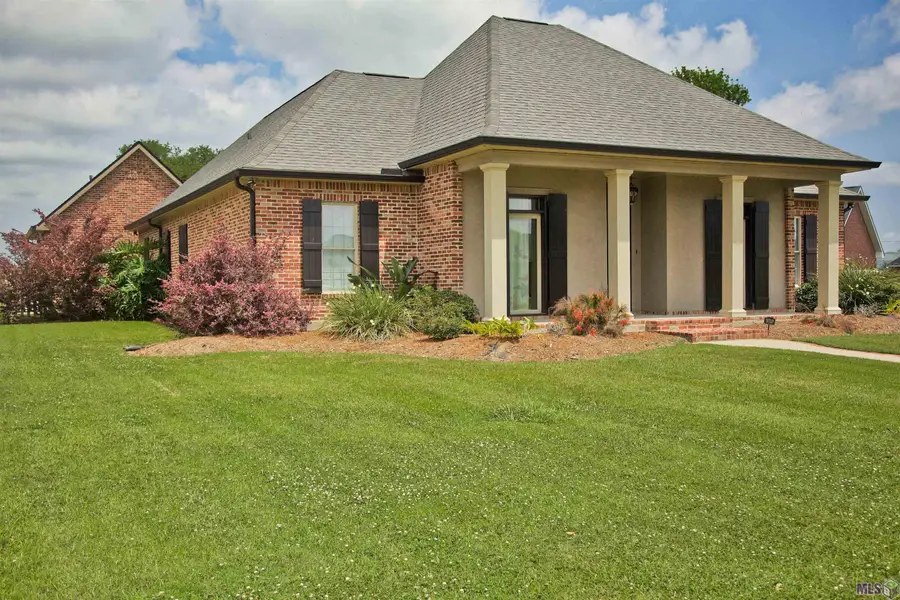 126 West 40th Place, Cut Off, LA 70345 - #2