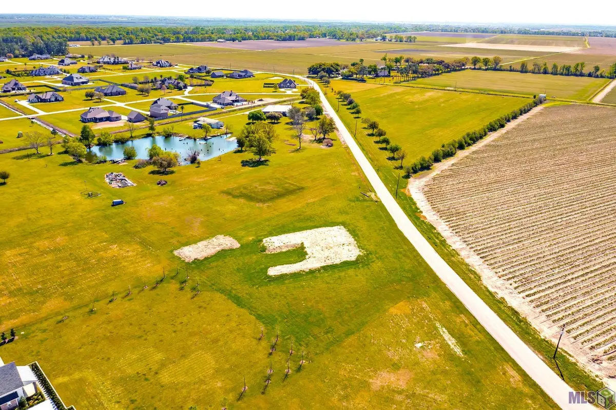 264 Bull Run Rd, Schriever, LA 70359 - #1