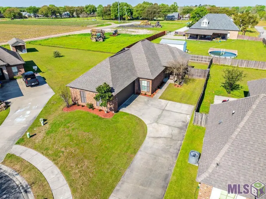 100 Lake Olivia Drive, Thibodaux, LA 70301 - #2