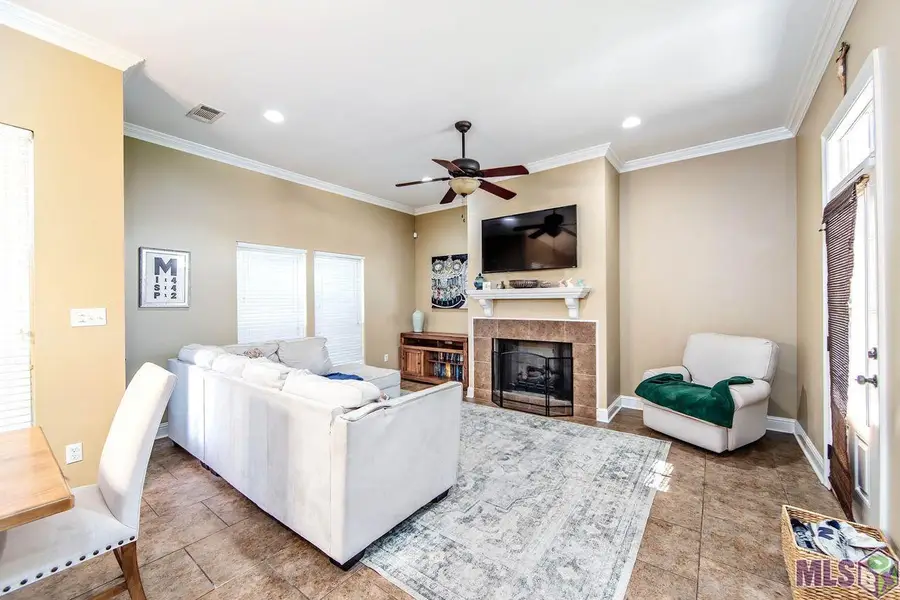 100 Lake Olivia Drive, Thibodaux, LA 70301 - #3