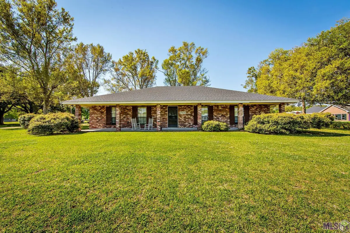 2507 Bayou Blue Rd, Houma, LA 70364 - #1