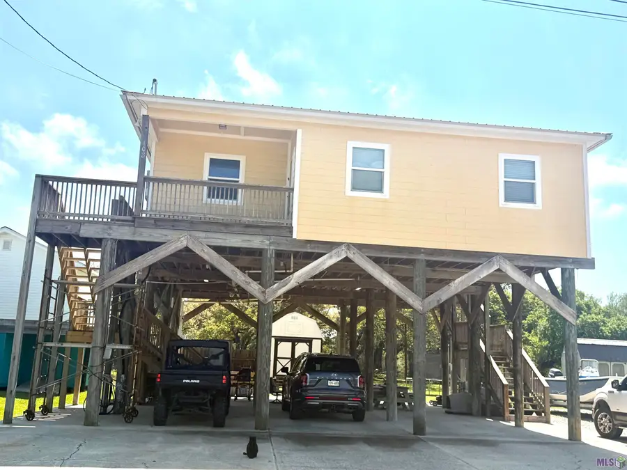 108 Wolfpack Lane, Grand Isle, LA 70358 - #3