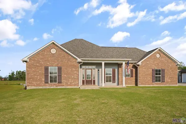 13447 Sugar Estates Street, Vacherie, LA 70090