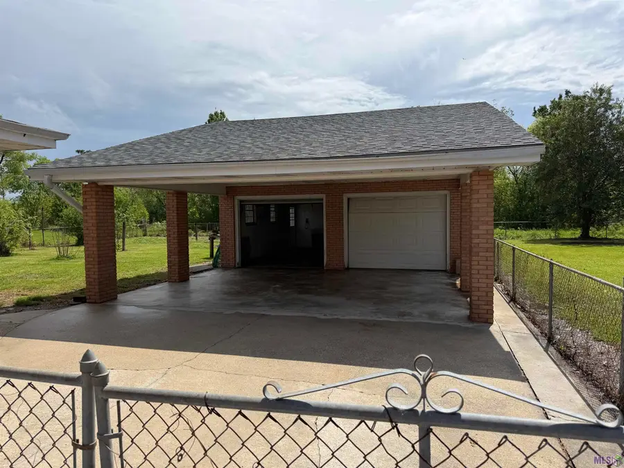 269 Saint Ann St, Raceland, LA 70394 - #2