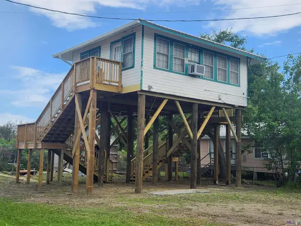 125 Grand Isle Parkway, Grand Isle, LA 70358