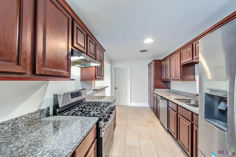 371 E 7th St, Larose, LA 70373 - #3
