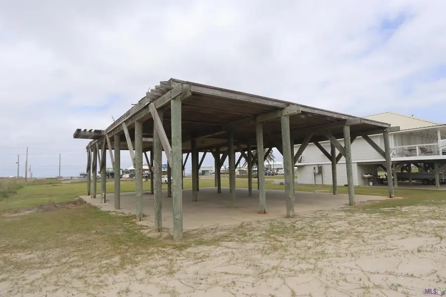 1746 Highway 1, Grand Isle, LA 70358 - #3