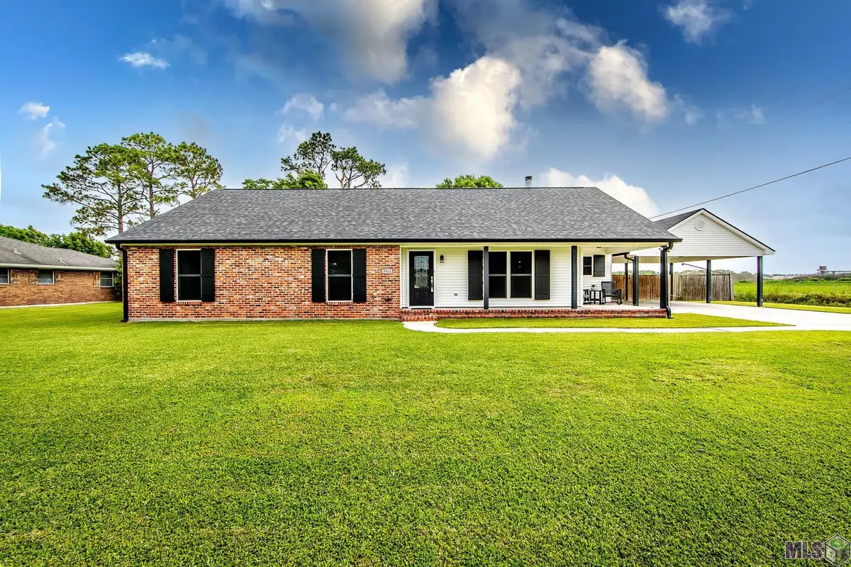 3012 Parish Rd, Thibodaux, LA 70301 - #1