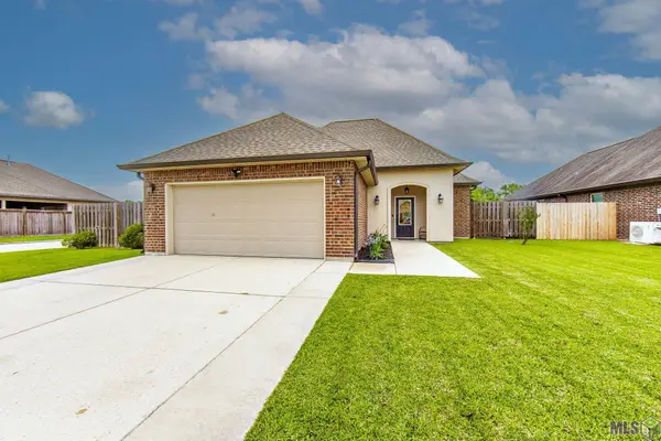 317 Highland Oaks Ave, Gray, LA 70359