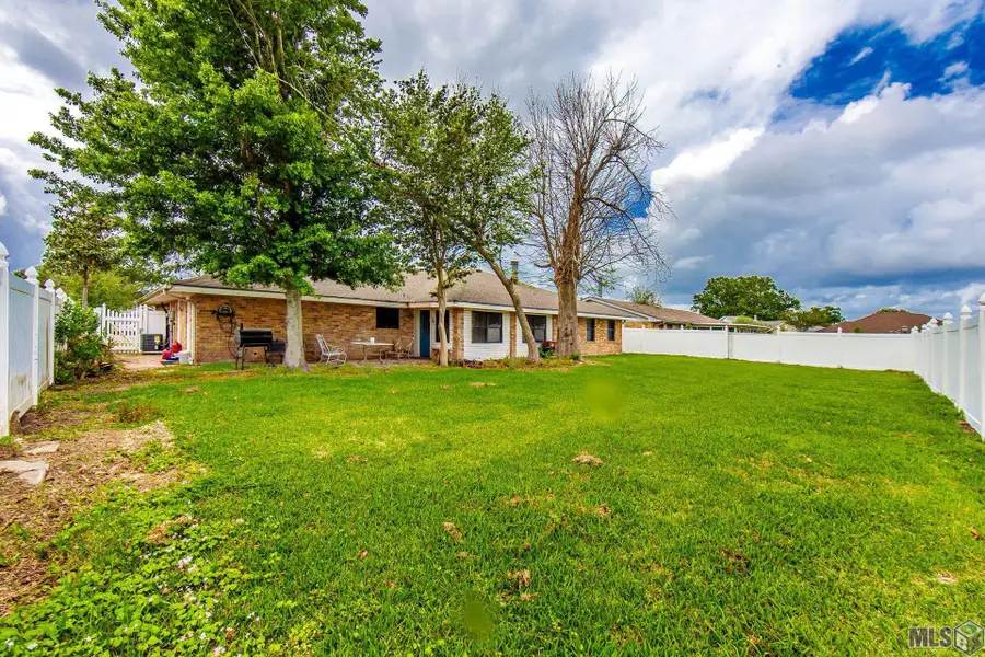 103 Aspen Dr, Houma, LA 70360 - #2