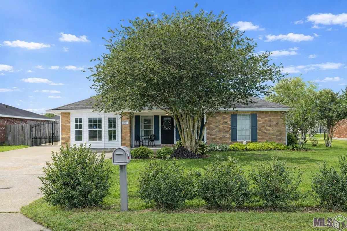 121 Rosedown Dr, Thibodaux, LA 70301 - #1