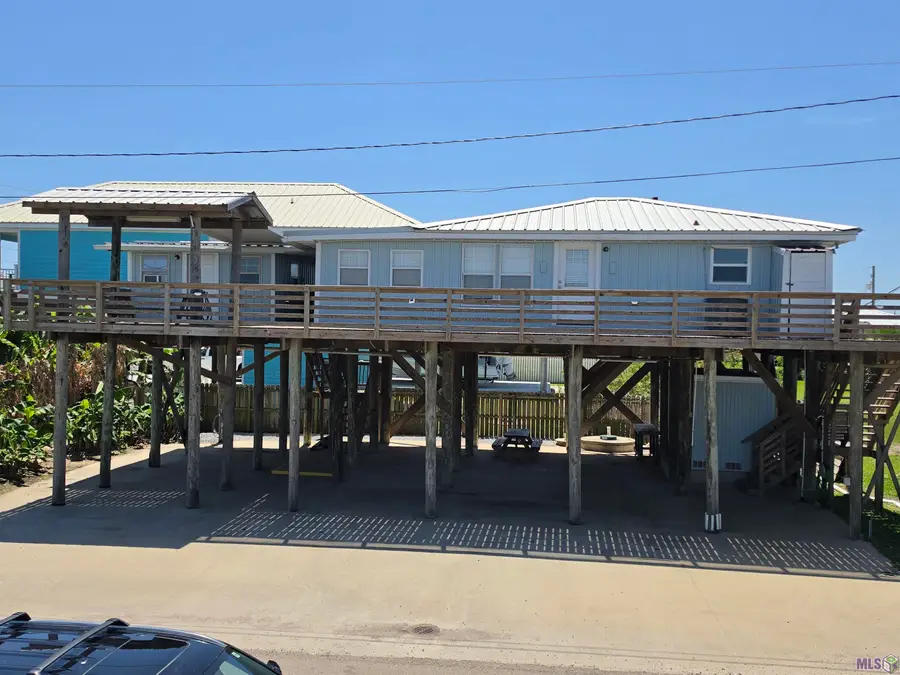 113 Margot Ln, Grand Isle, LA 70358 - #2