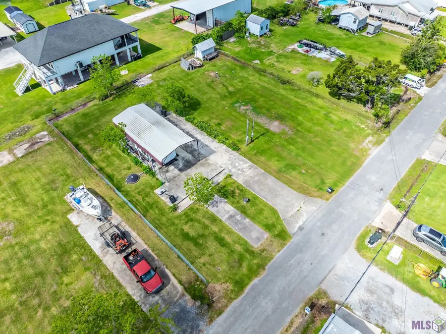 103 and 105 Jane St, Chauvin, LA 70344 - #2