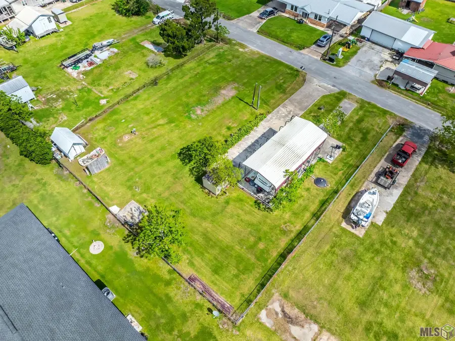 103 and 105 Jane St, Chauvin, LA 70344 - #3