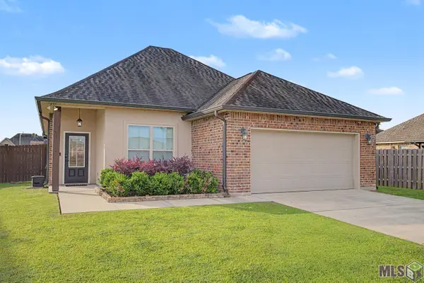 110 Hickory Knoll Ave, Gray, LA 70359